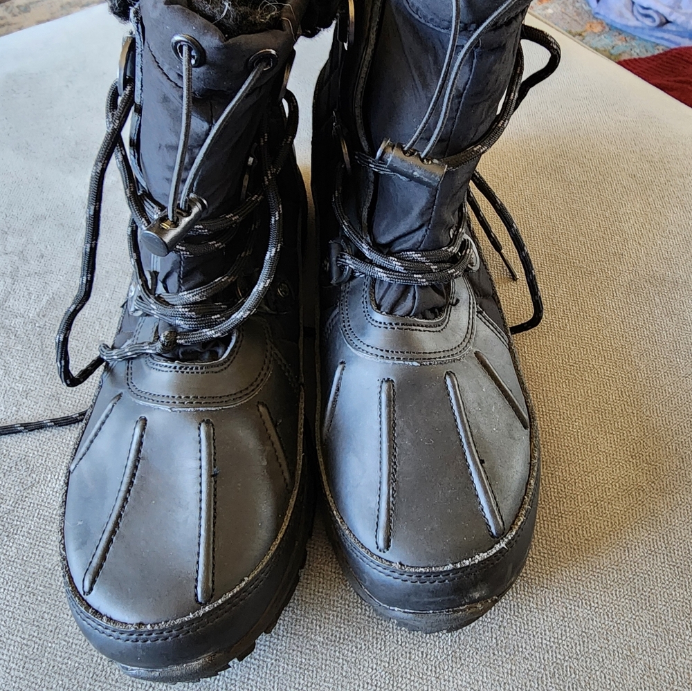 Winter boots